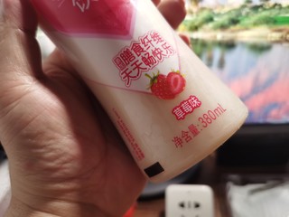 味全乳酸菌饮品膳食纤维草莓味儿好喝