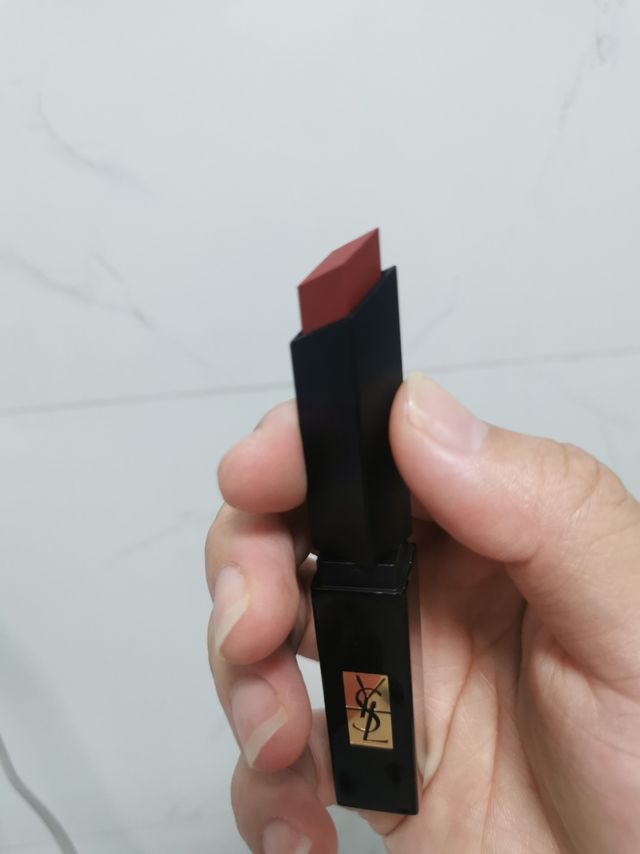 咱就说这样的口红💄每个色号都来上一打