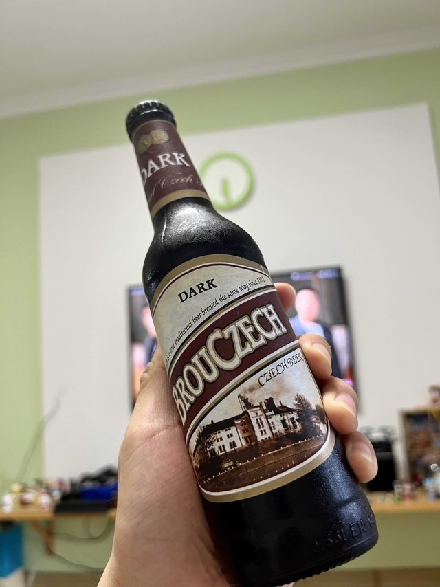 第十二弹喝了会嗨皮的捷克布鲁杰克黑啤酒