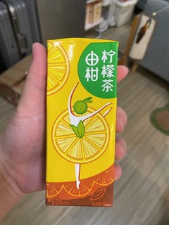凑单的由柑柠檬茶
