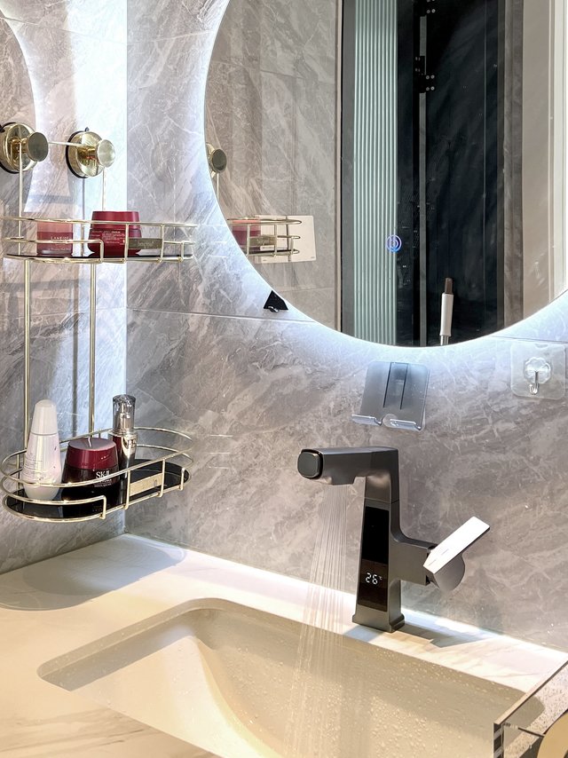 上杉家的智能数显龙头