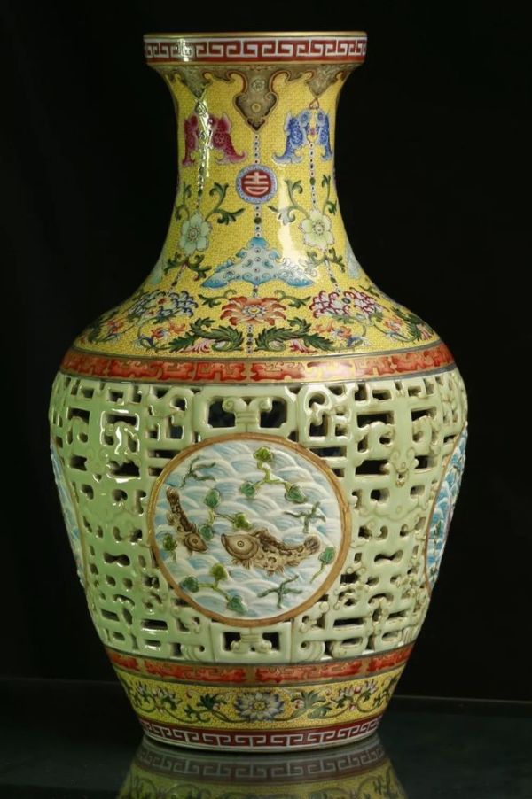 中国古美術　大清乾隆　人物画瓶 联合共鉴：故宫藏清乾隆珐琅器物（高清大图） - 知乎