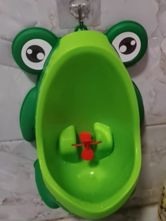 小青蛙，成功帮娃戒了尿不湿