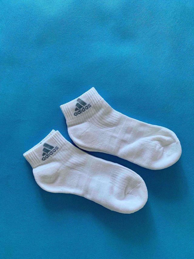 25块3双阿迪达斯运动袜，真是神价格了
