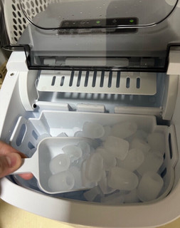 惠康小型家用制冰机