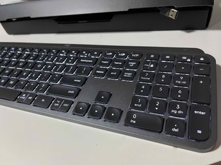 339入手罗技MX keys键盘真的很棒