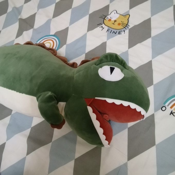 搞笑的恐龙抱枕