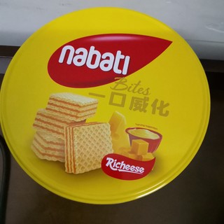 纳宝帝一口威化饼