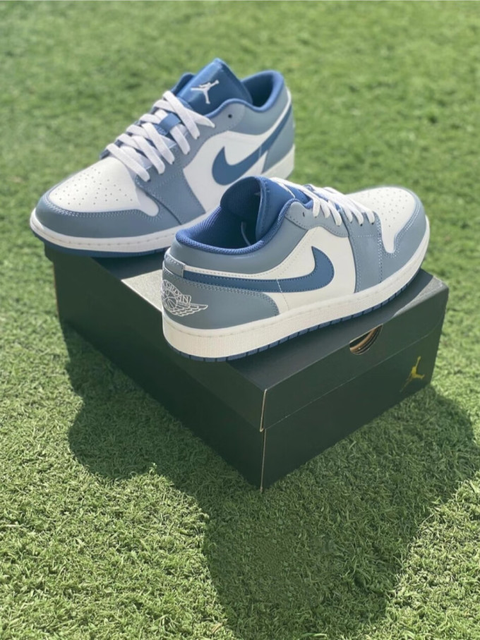 秋天散步穿这款nike aj雾霾蓝