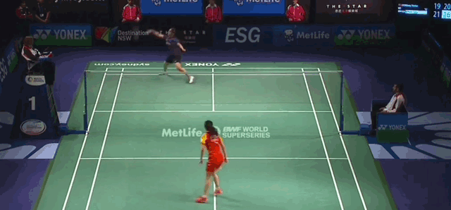 王适娴职业生涯名场面：极限三连勾！教你如何掌握勾对角！