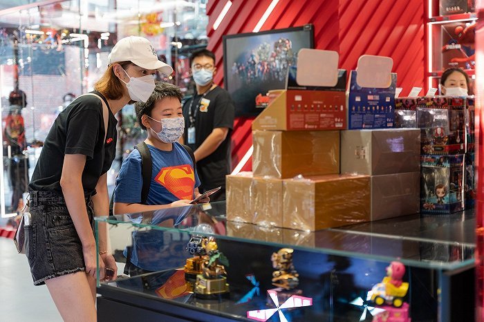  “钢铁侠”惊现魔都腹地，Hot Toys全新上海旗舰店你打卡了吗？