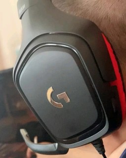 ​罗技G331 头戴式游戏耳机 虚拟环绕