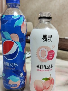 白桃味的苏打水，好喝又实惠