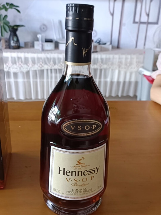 【國內保稅倉】軒尼詩(hennessy)vsop 干邑白蘭地 有碼 法國進口洋酒