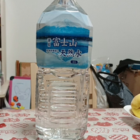 8块两升的静冈县产富士山天然水，给力不?