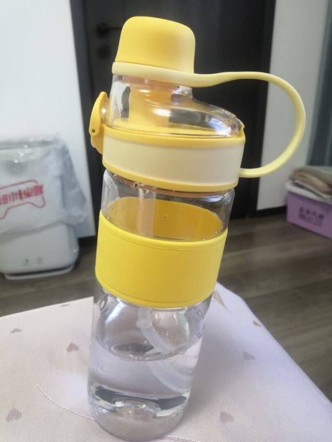 花伴森塑料杯怎么样 水杯没有味道,用着很舒服,大小._什么值得买