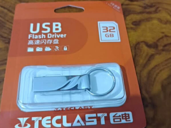 台电（TECLAST）32GB