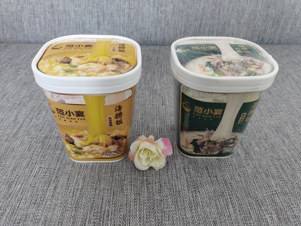 方便速食的范小宴汤泡饭