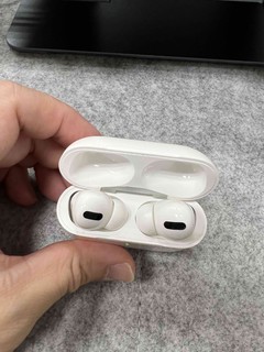 Airpods Pro现在依然还是能打的