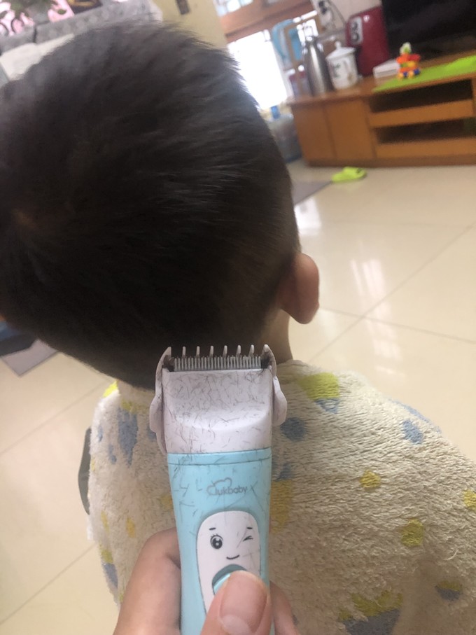 儿童理发器