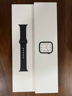 本来不戴表的，戴上了iWatch 7