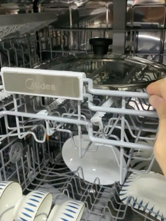 2022年美的新品高颜值白色洗碗机