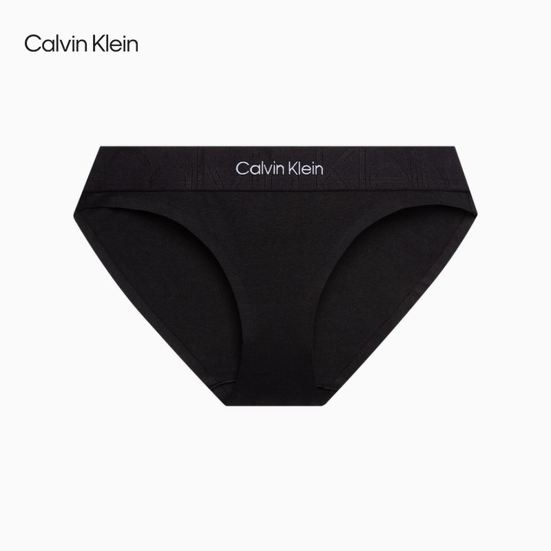 JENNIE上身Calvin Klein 2022秋季新系列，运动休闲皆可穿的内衣值得入手～