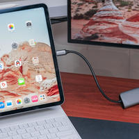 绿联 5 合 1 USB-C 拓展坞 + iPad OS 16 台前调度，竟成了 iPad Pro 办公神器？