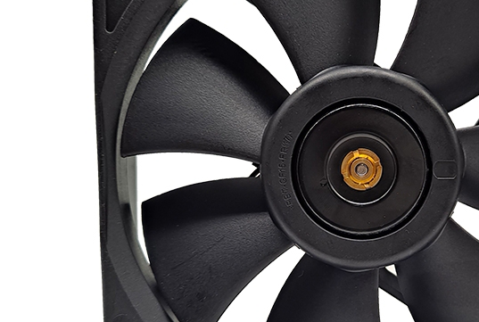 台达AFB1212HH：价廉，是否物美？