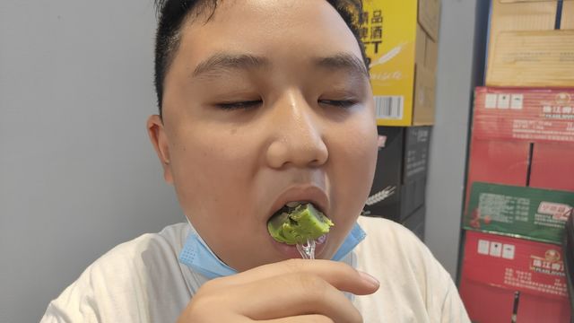 新派月饼，流心质感，甜在心头！