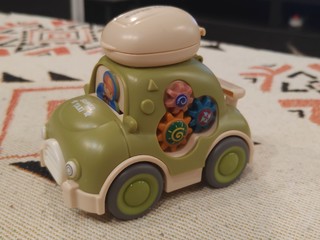 惯性小汽车，值得入手的儿童小玩具