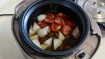 煲汤炖菜少脂很重要，九阳沥脂电压力煲，健康美味两不误