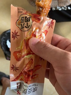 好吃不贵百草味虎皮鸡爪