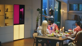 LG推新款MoodUP冰箱：能播放音乐 LED门板会变色  