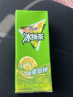 怀旧的绿茶饮料