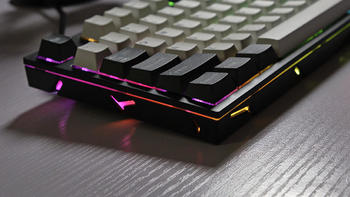 极具辨识度的一抹侧光，Darmoshark K9 有线机械键盘分享