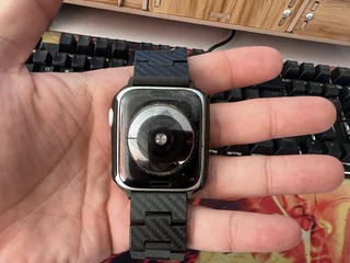 新款Apple watch发布了，我的5代还能再战！