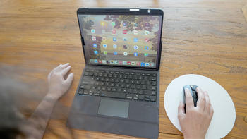 Apple苹果12.9 英寸 iPad Pro妙控键盘，依然是老贵，有没有必要买