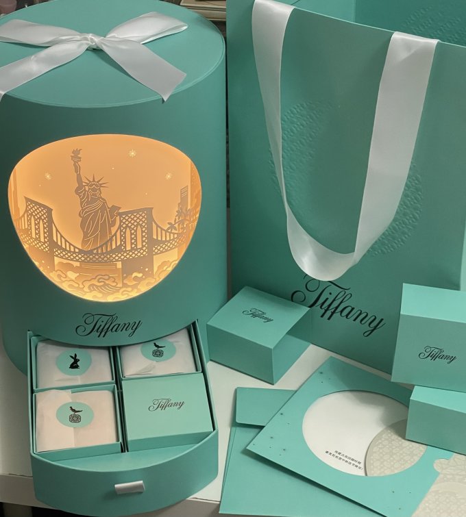 蒂芙尼月饼怎么样 tiffany蒂芙尼2022中秋节礼盒|黑松露月饼_什么值得