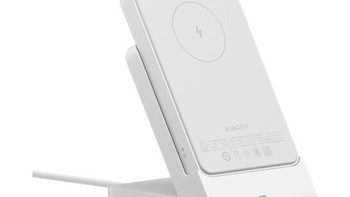 专为 iPhone 13/12 设计：小米推出新款磁吸无线充电宝