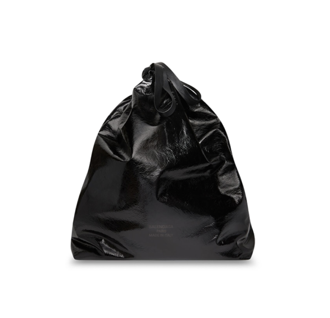 什么垃圾袋敢卖1万3?——当然是balenciaga 巴黎世家!