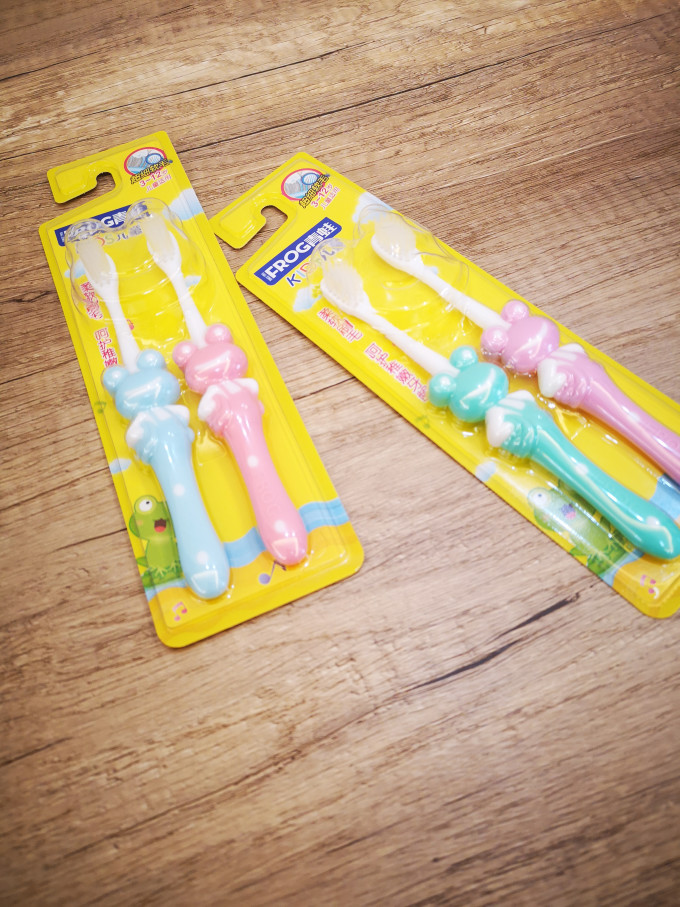 青蛙牙刷怎么样好用吗 这青蛙的儿童牙刷有些妖娆的_什么值得买