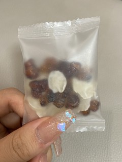 桃胶雪燕皂角米秋季滋补