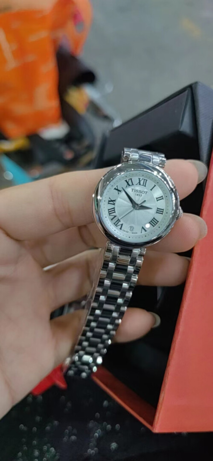 是正品,谢谢店家tissot 天梭 小美人系列 女士石英腕表 t126.01
