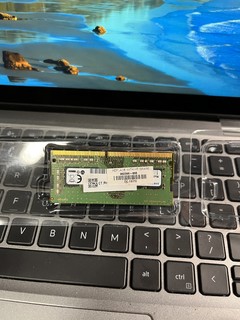 三星DDR4内存条