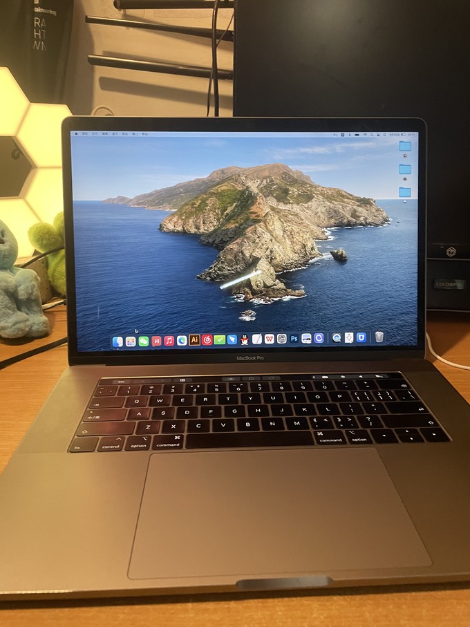 苹果macbook Pro 2019款笔记本电脑怎么样 19款 Macbook Pro💻最后的英特尔处理器 什么值得买