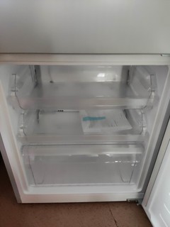 买个冰箱存储食物