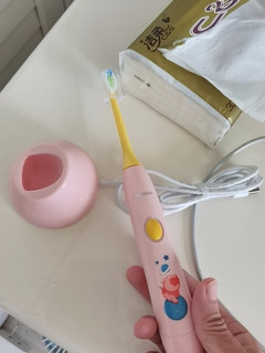 力博得儿童电动牙刷YOYO清洁小卫士