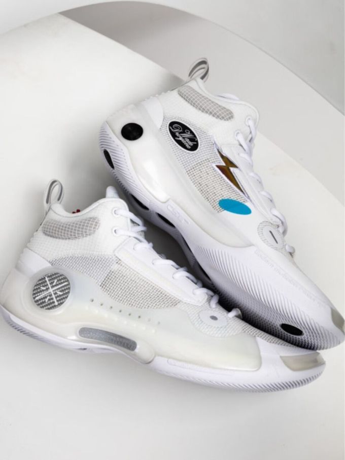 李宁篮球鞋怎么样 目前最便宜的韦德之道10_什么值得买