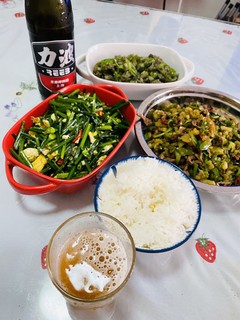 喝酒吃菜，自由自在